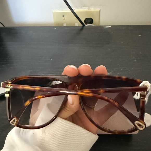 CHLOÉ SUNGLASSES - Picture 9 of 9